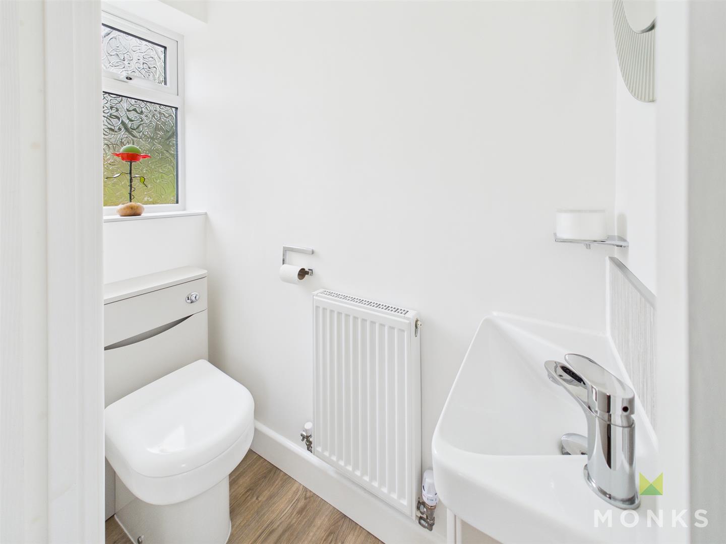 12 Greystones Way, Oswestry, SY11 2SJ For Sale